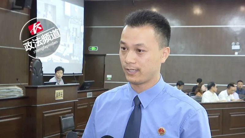 惊呆！自建温室大棚种*麻大**，这伙人栽了