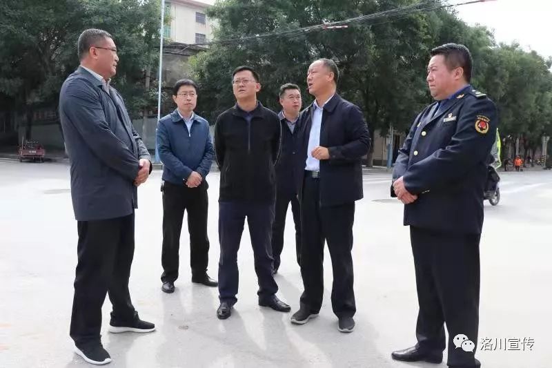 县领导调研工业园区基础设施建设,县长调研重点工业项目