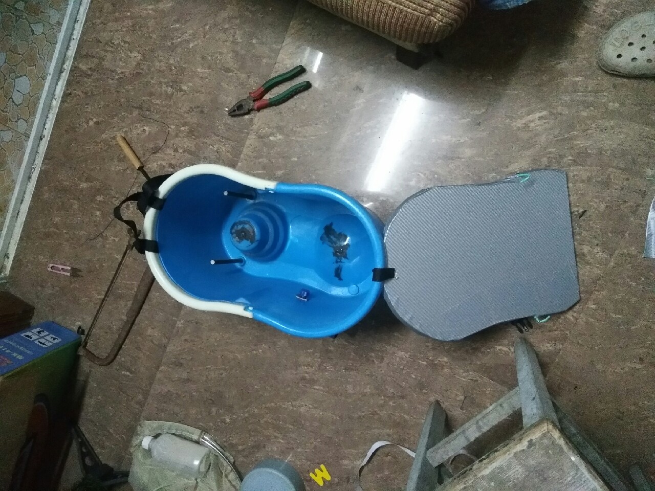 钓桶改装,水桶怎么改装钓桶