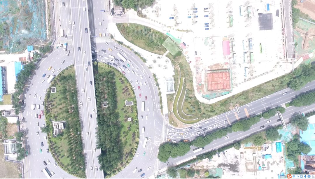 交警中队召开缓堵保畅部署会,交警减量控大缓堵保畅