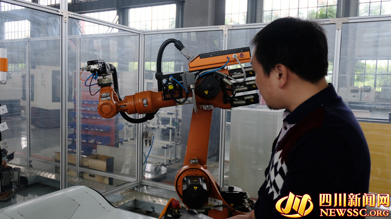 四川工匠任彦仰带你认识一个听上去很酷的“重度紧缺人才”新职业