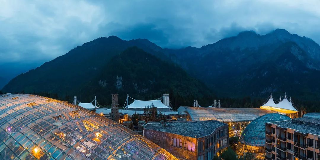 九寨沟恢复开园,九寨沟恢复迎客首游现场直播