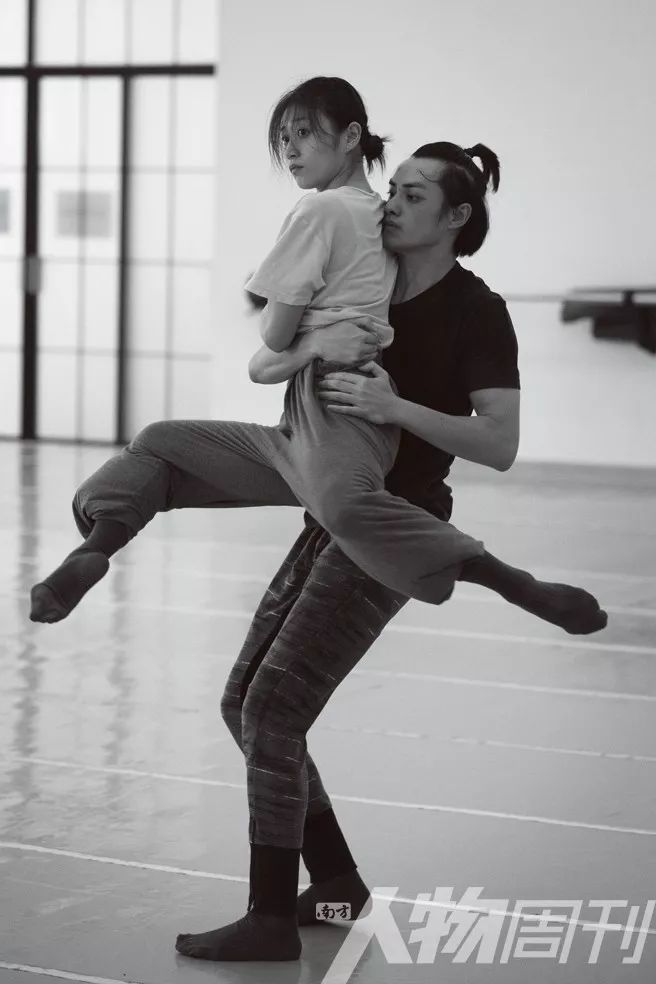 广东现代舞团日照,现代舞团广东艺术剧院