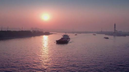 一座城，十六个区，4分20秒带你看航拍上海