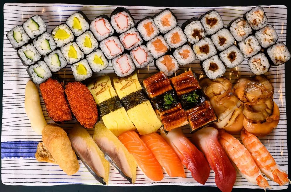 三文鱼为什么价格降不下来,三文鱼为什么不卖活的