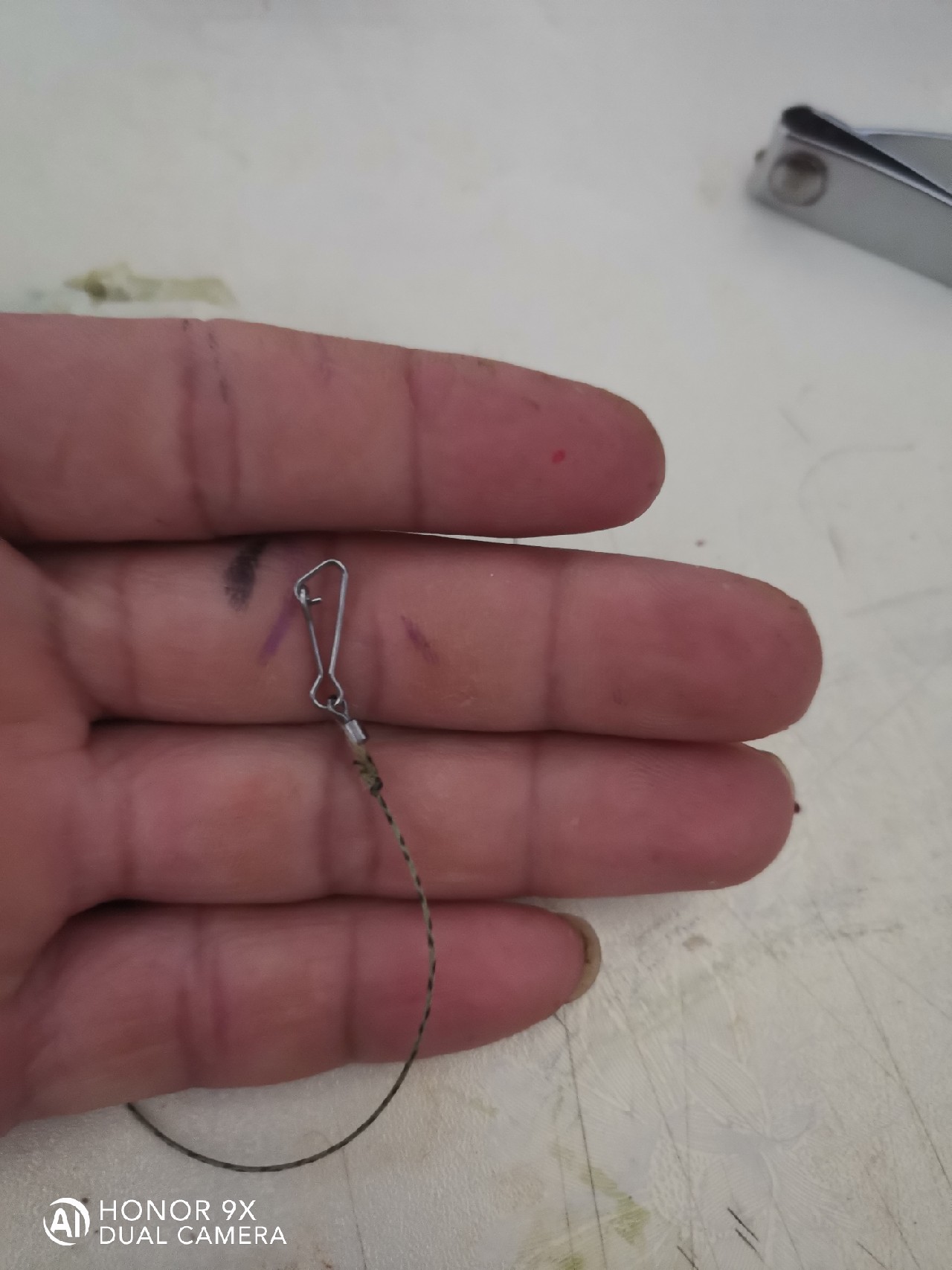 路亚串钩怎么绑线不缠线,怎么绑串钩才能不缠线