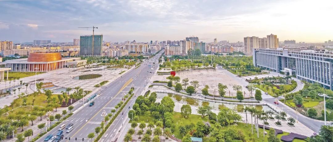 壮丽七十年奋力谱新篇,玉林奋进新征程