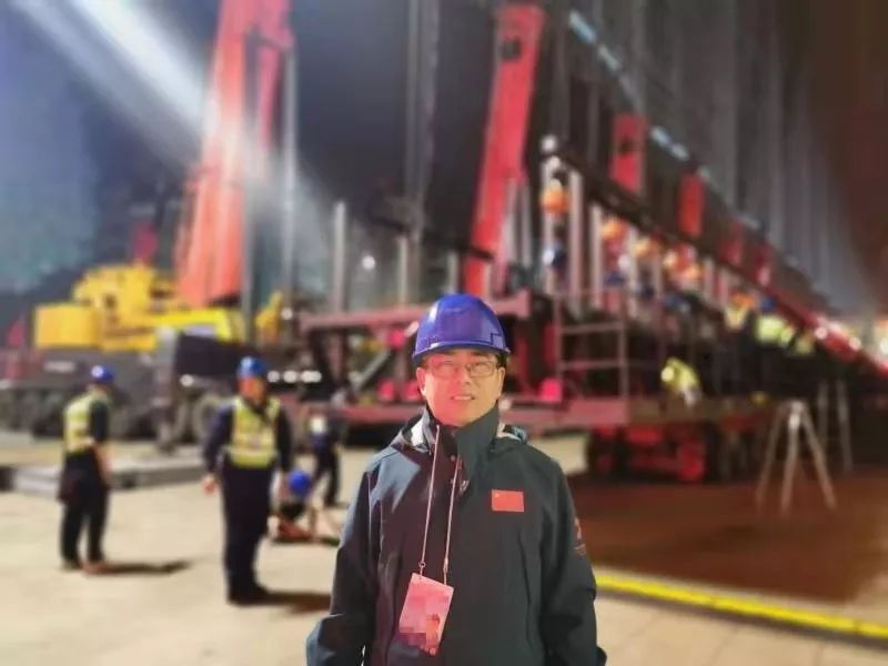 5400㎡的五星红旗创世界纪录！这个英雄团队功不可没！