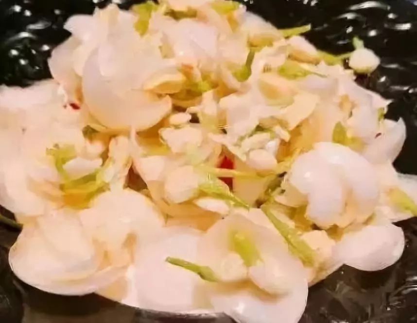 不出昆明就能吃到版纳特色烧烤,不出京城就可以吃遍全国美食