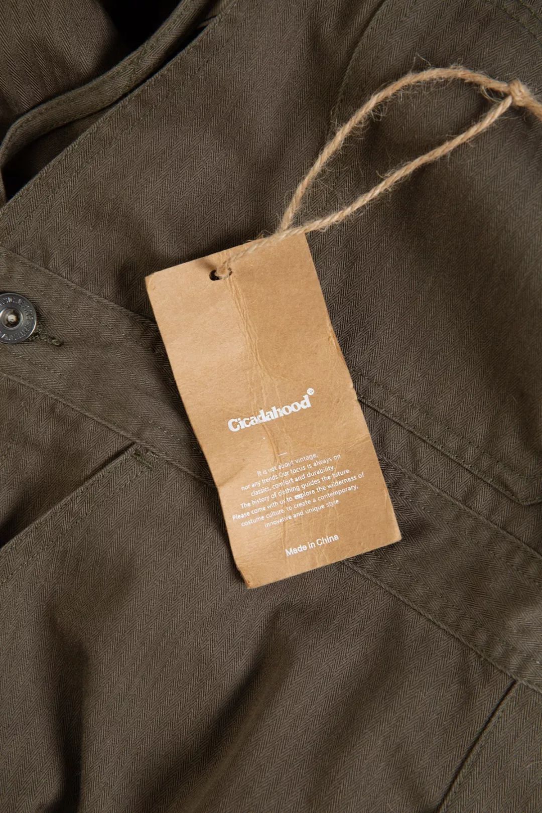 推荐女生穿的背带裤,敢穿背带裤的女孩