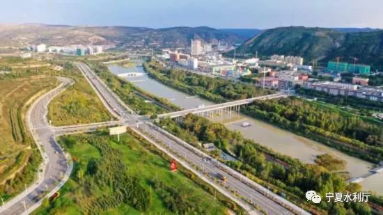 宁夏固原：七十年改山治水得俊颜“贫瘠甲天下”之地换了人间