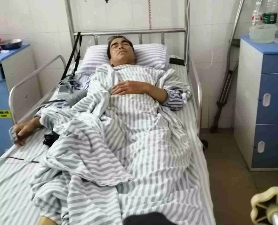 家庭顶梁柱双侧股骨头坏死，期盼再次撑起整个家！