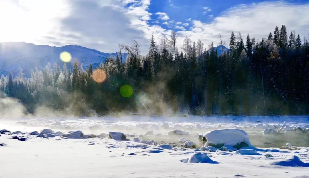 雪都阿勒泰·净土喀纳斯走进北京、上海、武汉、郑州四城向全国发起邀请：冬季做客人类滑雪起源地阿勒泰·人间净土喀纳斯不冬眠