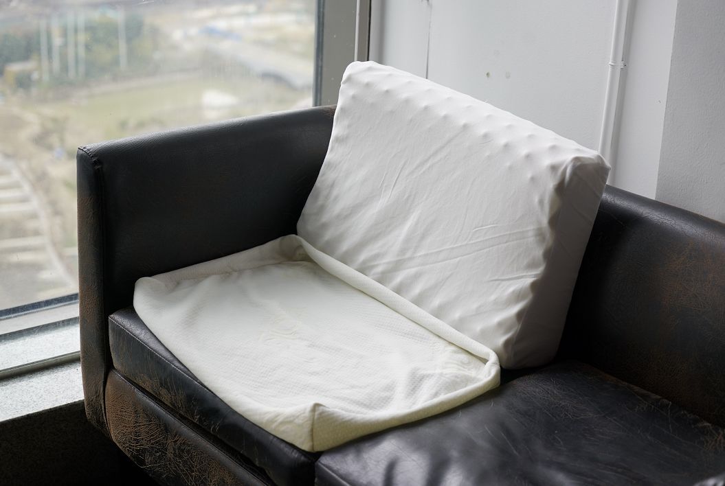 网上卖的几十块乳胶枕是真的,泰国原装进口乳胶枕儿童