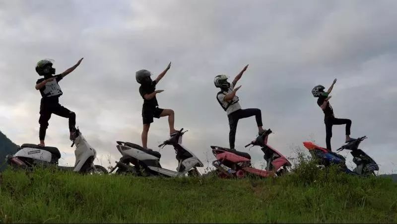 白马镇上的鬼火少年,白马镇鬼火少年完整版