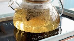 可煎可炒可炖的一款多功能锅,这款多功能锅可蒸可烤可煮