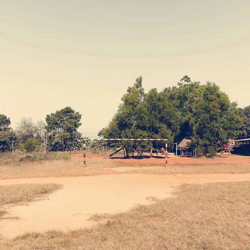 球门里的球,球门里防守守门员