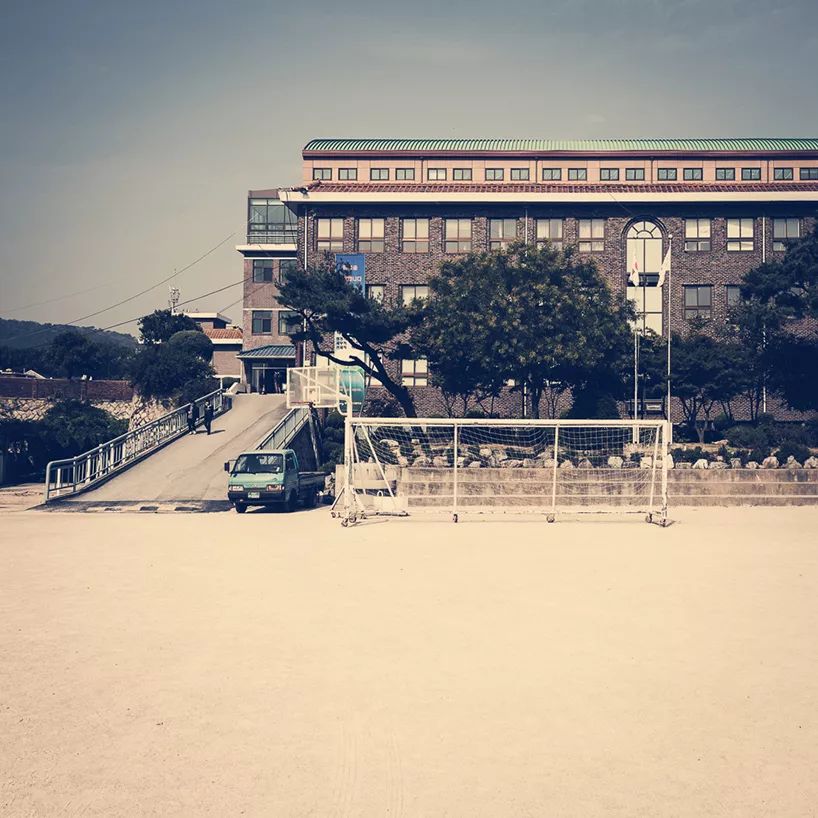 球门里的球,球门里防守守门员