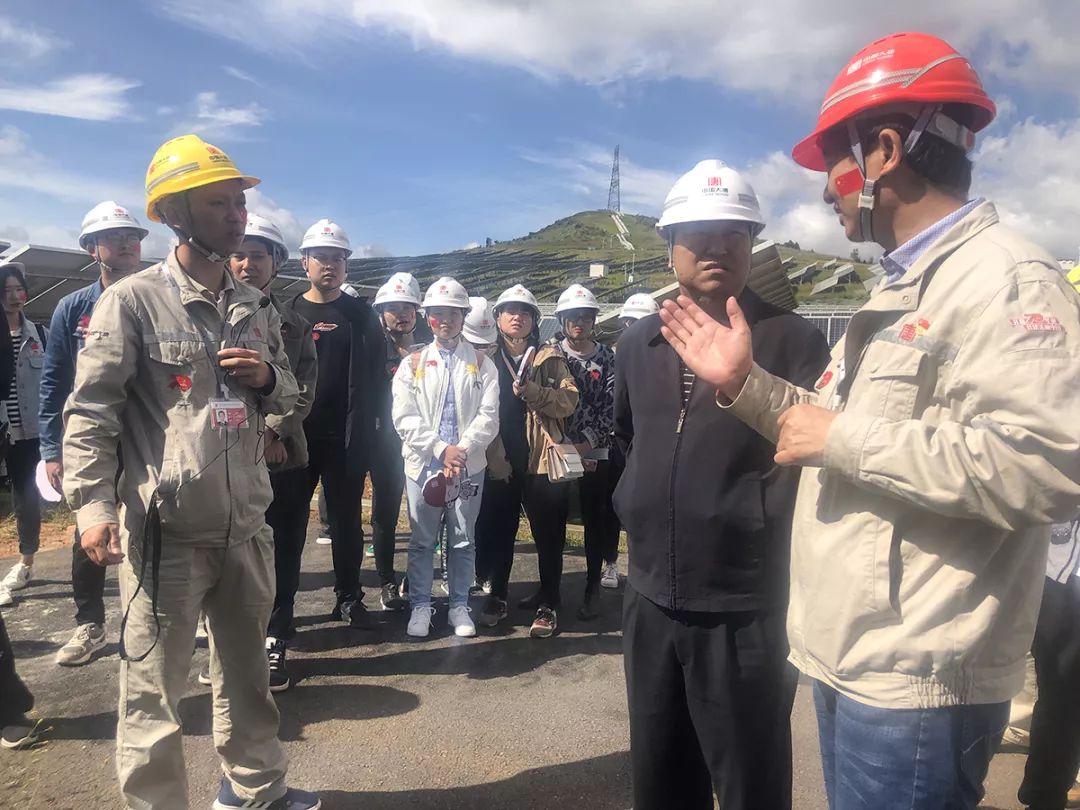 我们来啦英文视频,我们来了完整视频