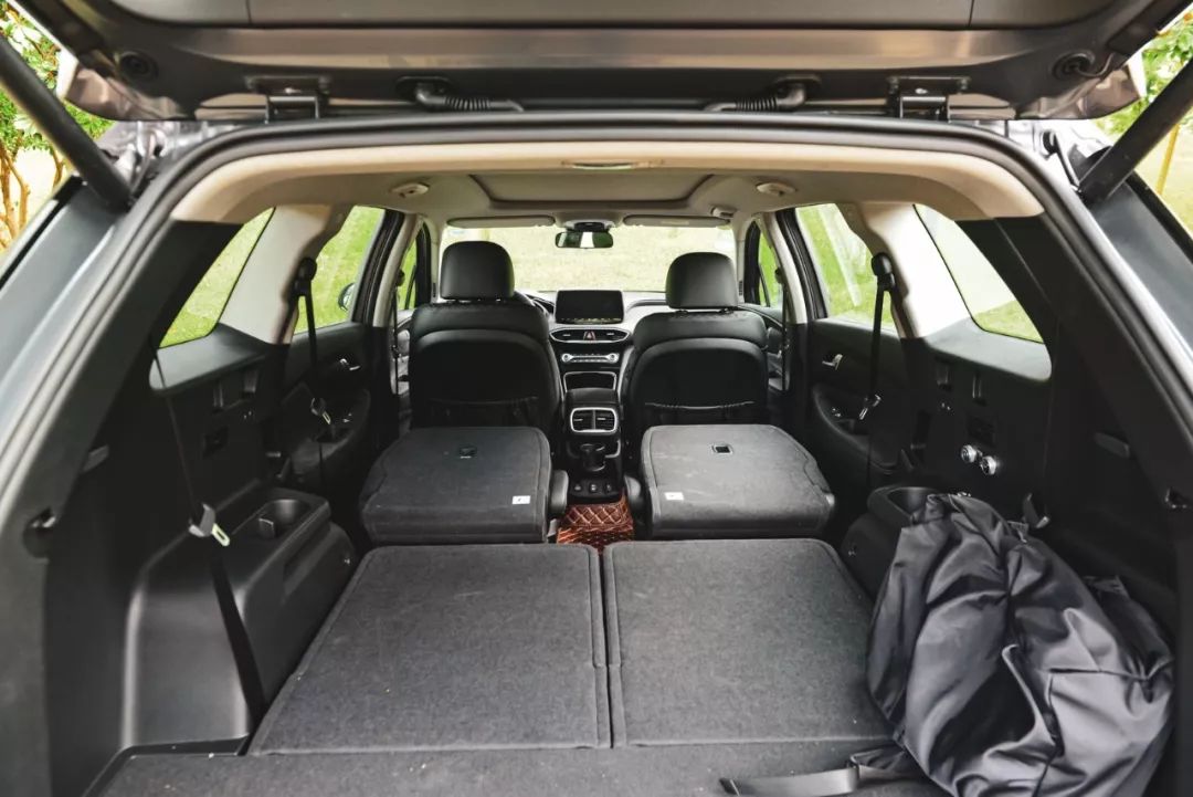 现代胜达试驾38号评测视频,现代进口胜达3.0试驾视频