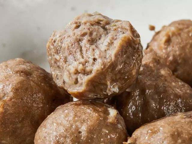 超级正宗的手打潮汕牛肉丸,正宗潮汕牛肉丸纯手工会爆汁