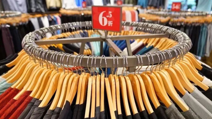 特卖会真的假的,耐克阿迪特卖会