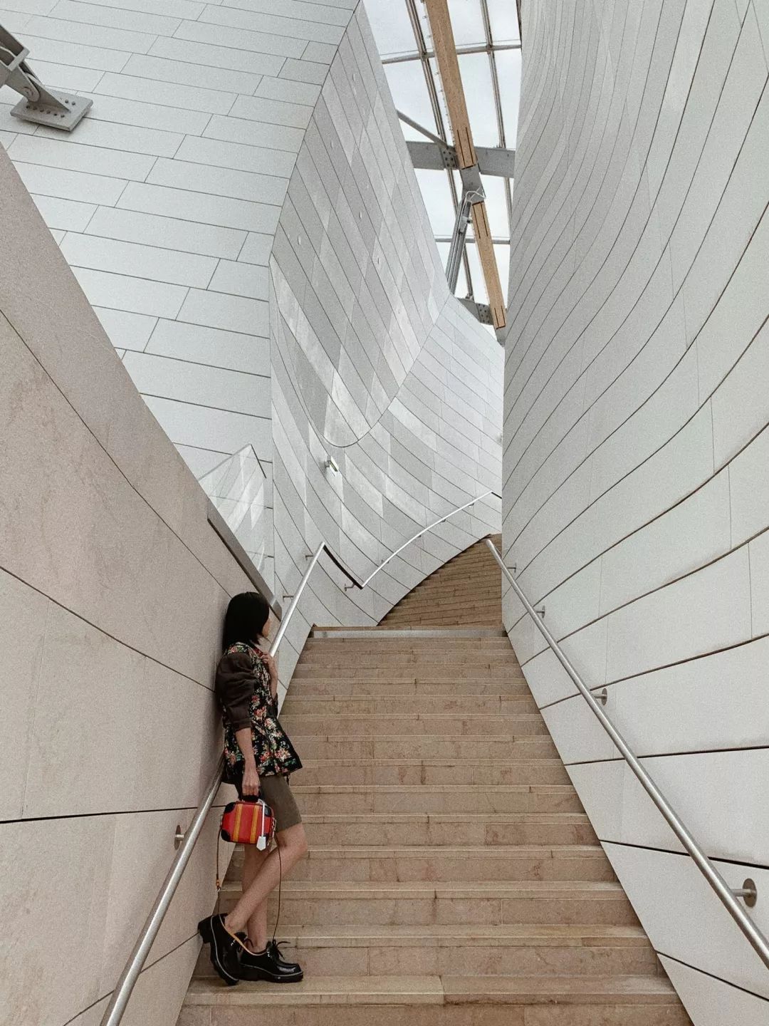 巴黎和lv的鞋哪个好,巴黎和伦敦相约旅行