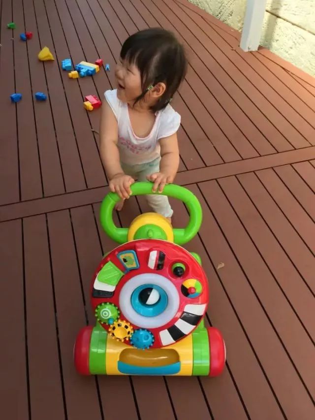 盘点孩子千万不要玩的十种玩具,建议给孩子买的12种玩具