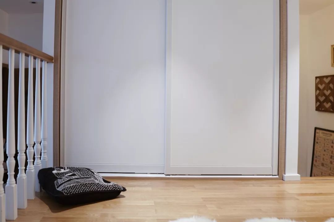 她买下32㎡上海老旧学区房,为女儿打造小桃园,还有20㎡超舒适大庭院