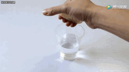 白色衣服长霉斑用什么可以除掉,衣服上有黄色霉斑怎么清洗最有效