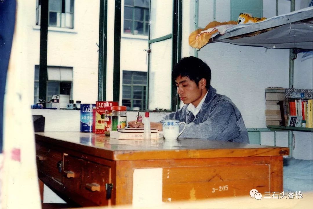 华政,往事并不如烟