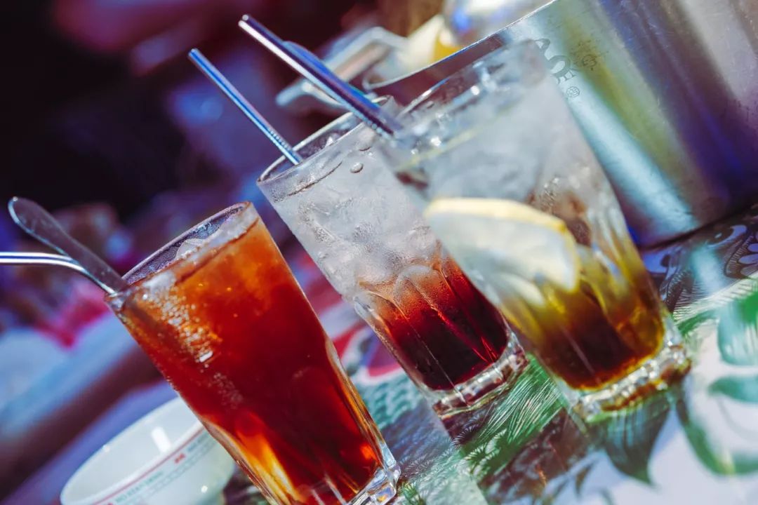 剪影时光,有人真的把老香港的模样嫁接到成都