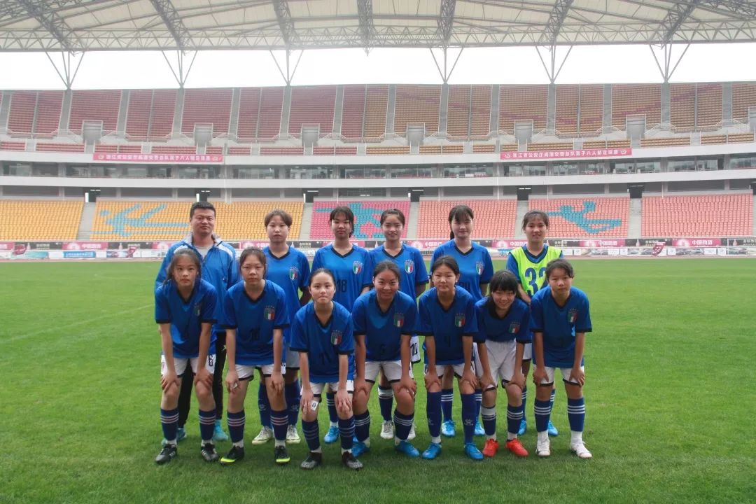 上海青少年校园足球特色学校,大桥初中喜报