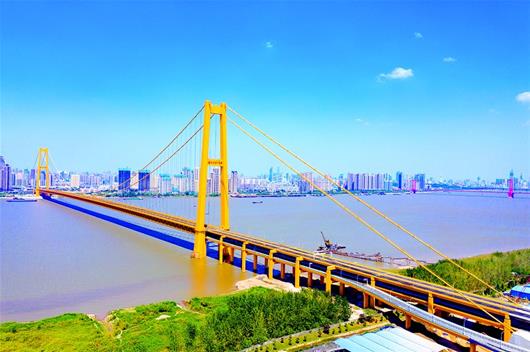 城区道路焕新颜市民出行更舒心,城区路网更畅通