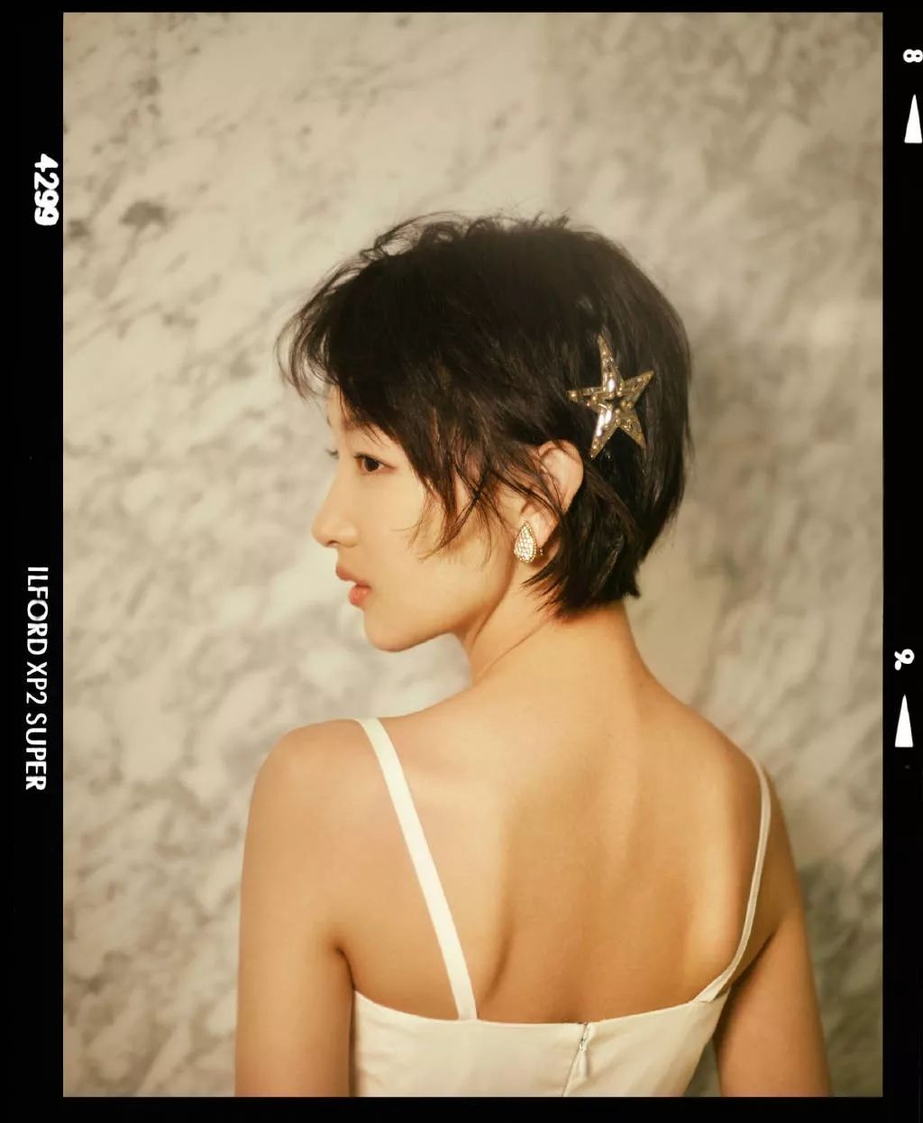 头大脸大适合什么发型短发,头小脸大适合什么发型男学生