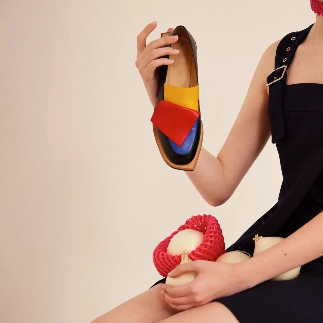 女生换季买买买,女生打折品牌夏季鞋