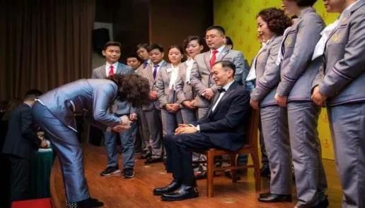 终极弟子自述：神秘大师陈安之如何令我家破人亡