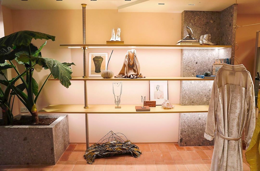 质量好有设计感的大品牌女装店铺,设计感强的小众女装品牌店