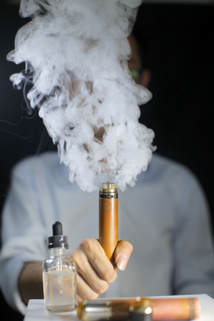 9问*子烟电**：有多暴利？谁来监管？会否全面禁售？