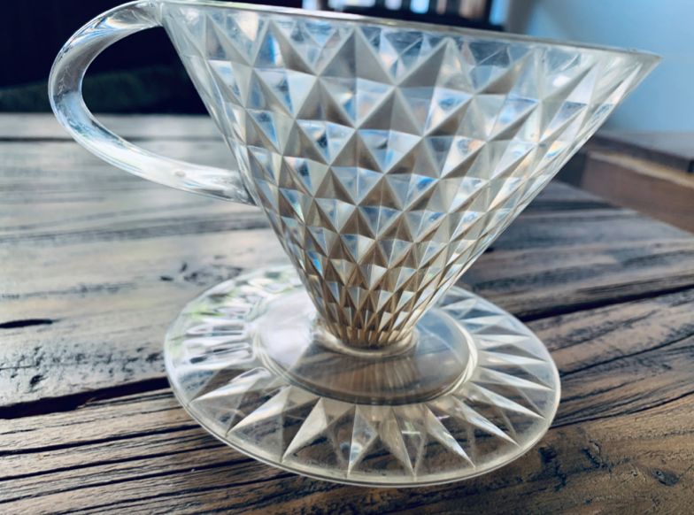 手冲咖啡大滤杯小滤杯区别,手冲咖啡滤杯底部咖啡粉冲不上来