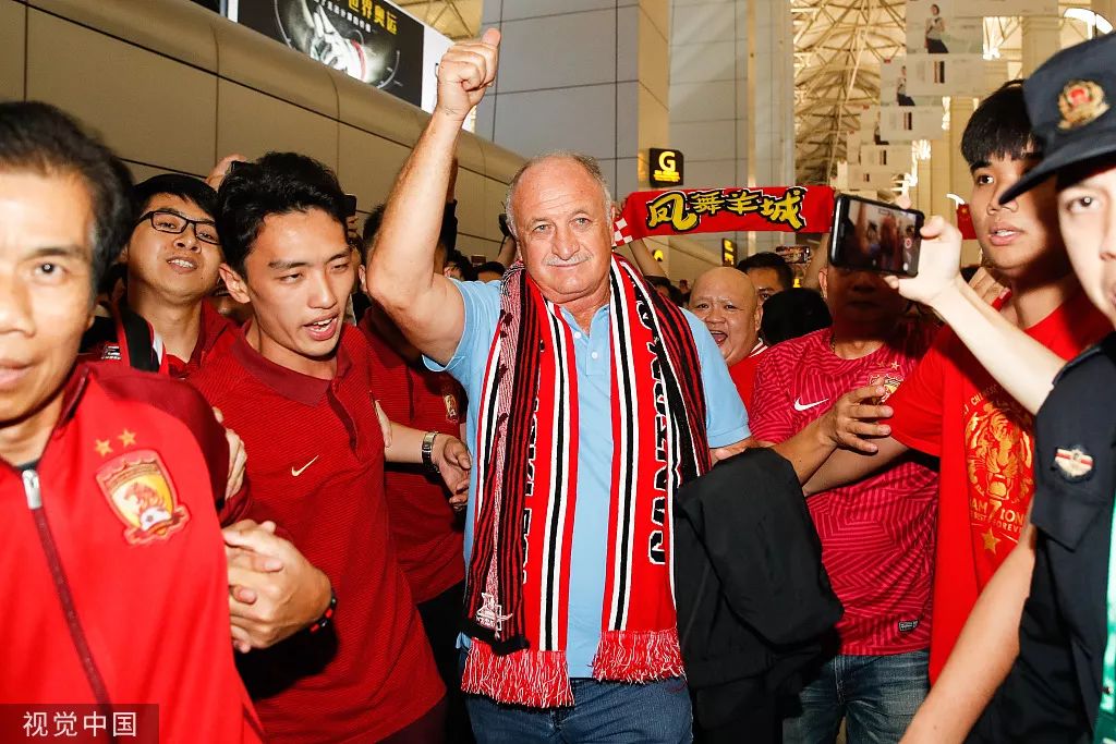 请分析一下中国足球的现状,假如中国足球能有日本足球的水平