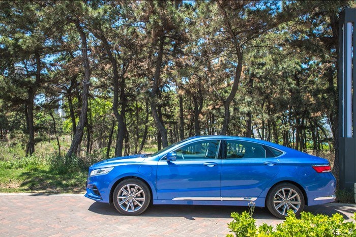 吉利博瑞ge新能源二手,吉利博瑞ge这个车到底怎么样