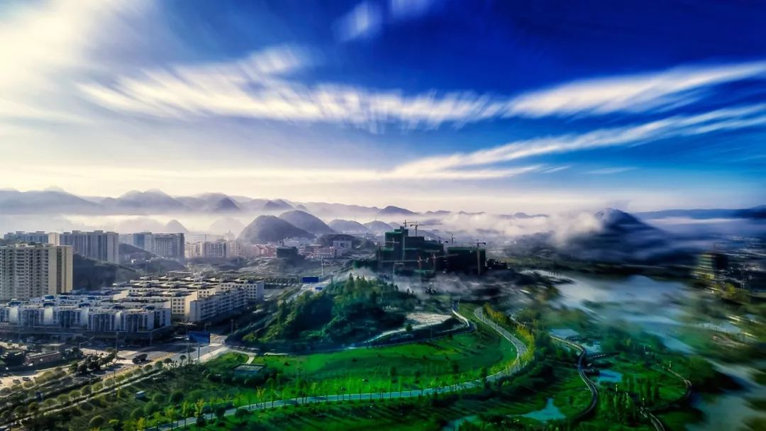 电网男女送礼都有啥？网友：送个锤子