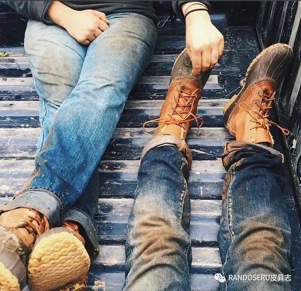 一双冷门的鞋子,一双丑到爆炸的鞋子