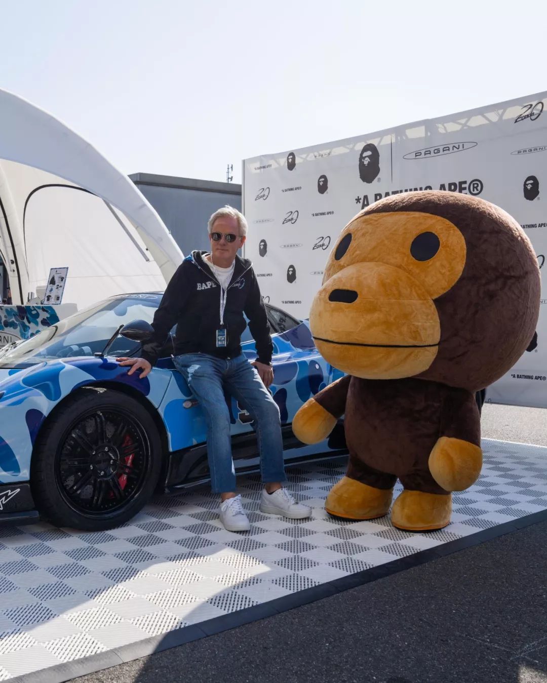 tb鍜宐urberry鑱斿悕,burberry鐨勬柊鏍囧織tb