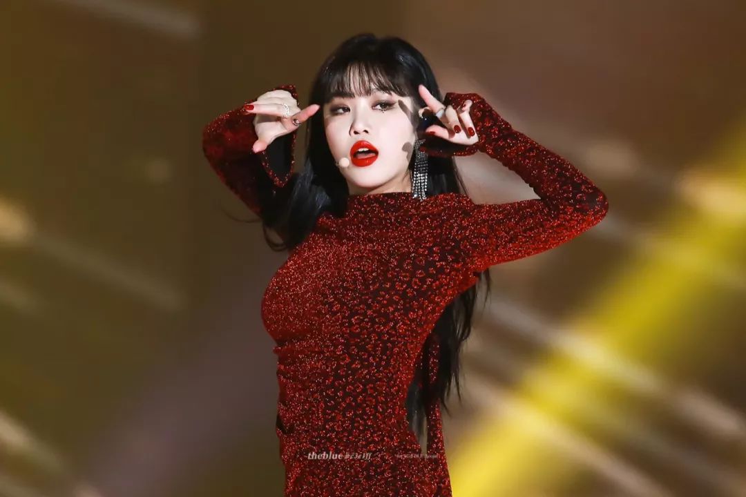 女明星表情管理是不是最基础的,韩国出道表情管理