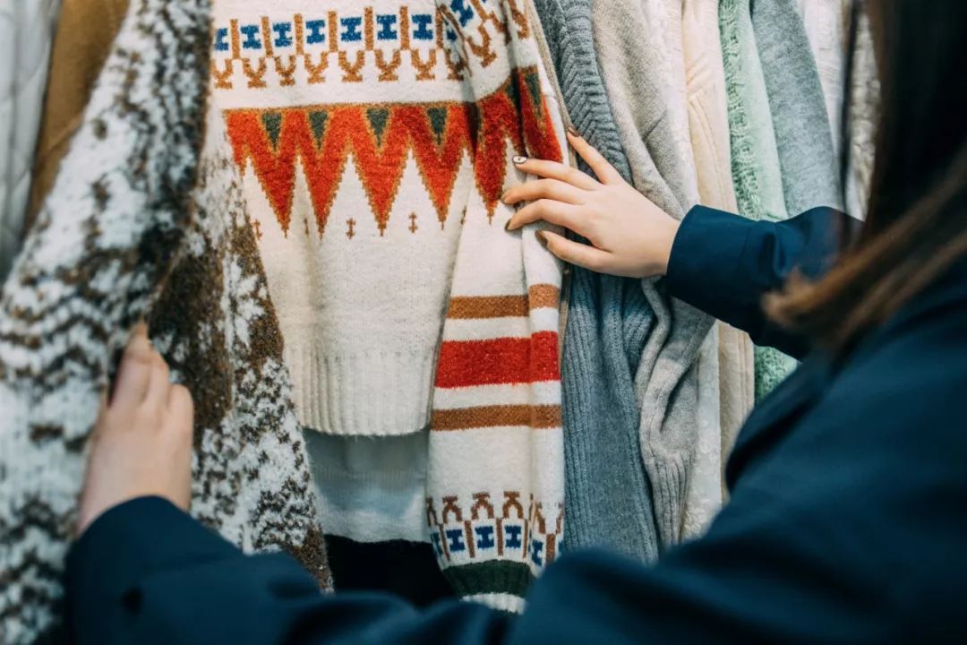 重庆地下商场建议去么,地下商场重庆