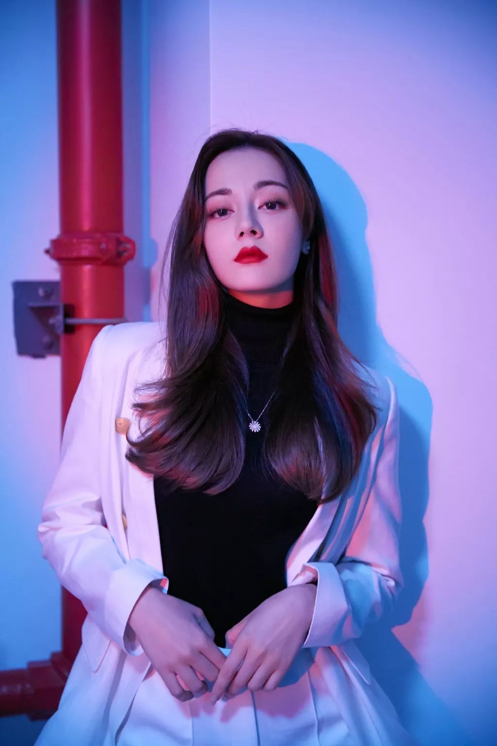 沈梦辰烫睫毛,沈梦辰太阳花睫毛