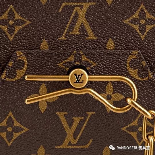 摊上个男人,这么爱奢侈品包包真是个奇葩?