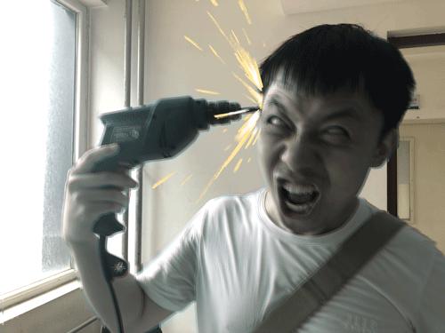 这张图非常火，网友留言说：这个星星就不知道把板凳往前挪一挪吗